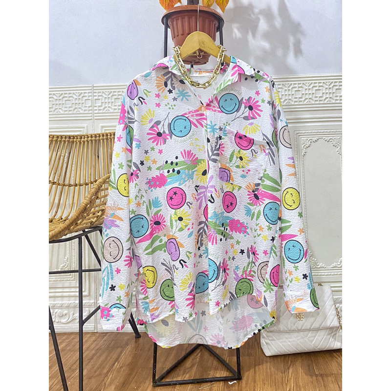 KEMEJA ORIGINAL BKK BUBBLE SMILE SHIRT / ท็อปส์ซูผู้หญิง