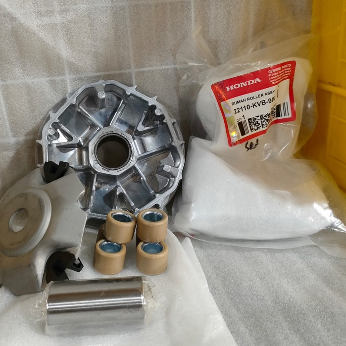 ROLLER ASSY HOUSING ROLLER VARIO BEAT FI 22110-KVB-900