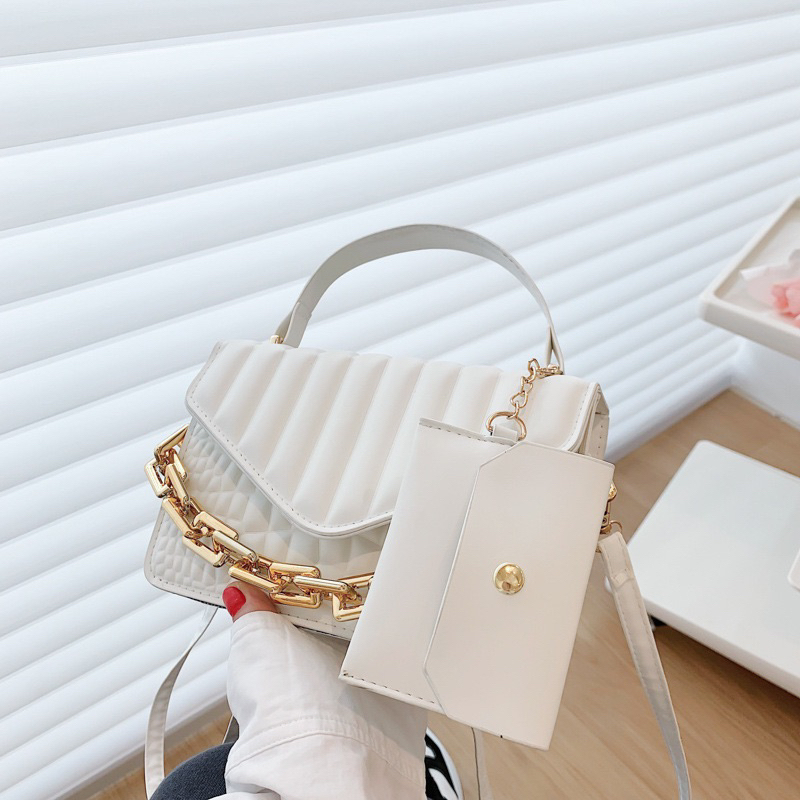 (THIN DEFECT) กระเป๋าแฟชั่นสตรีนําเข้า