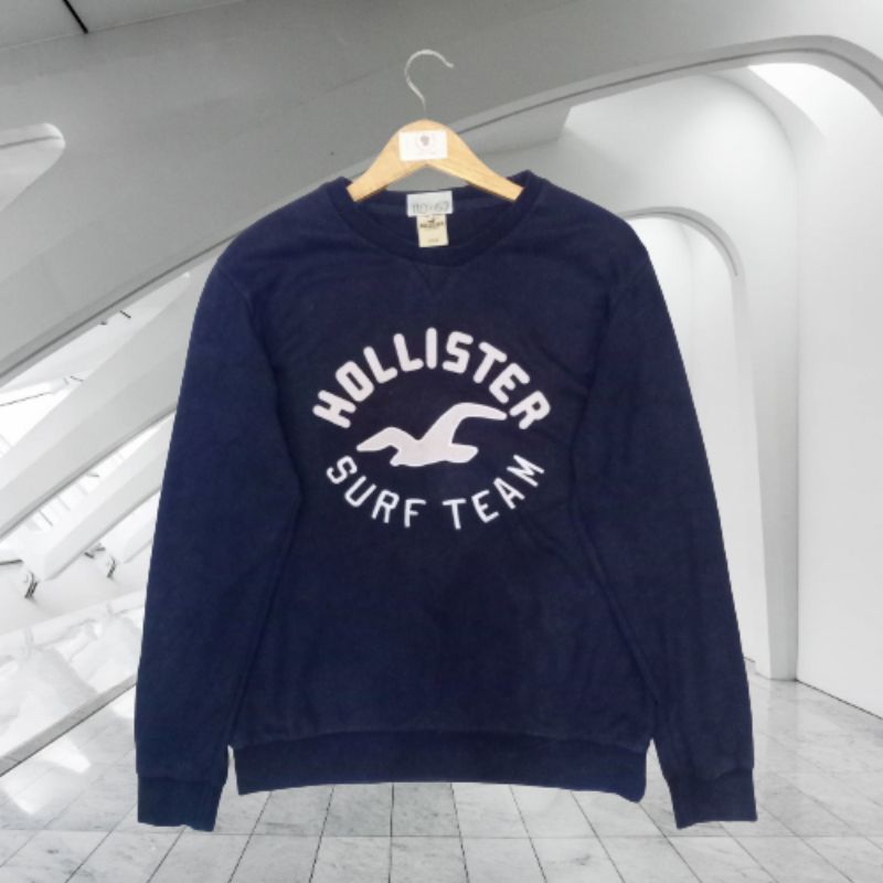 เสื้อกันหนาว HOLLISTER CREWNECK