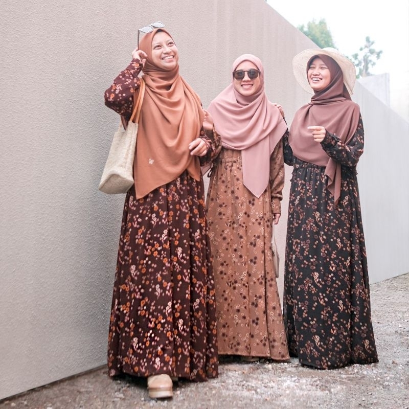 AYANA GAMIS โดย HIJAB ALILA