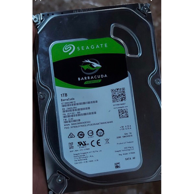 ฮาร์ดดิสก์ hdd 1 tb*