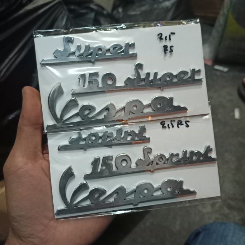 Emblem Emblem บรรจุ 3 vespa super sprint อลูมิเนียม หนา 2 มม.