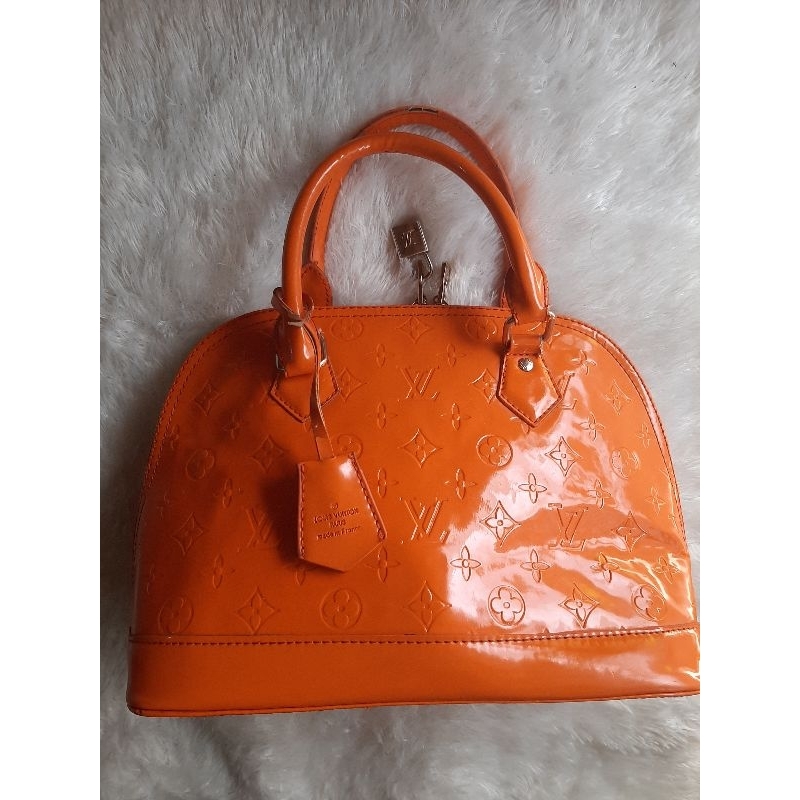 Preloved Alma Grandma bag Orange BB กระเป๋าสะพายไหล่ สีดํา