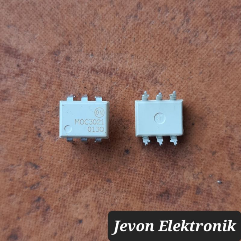 IC ทรานซิสเตอร์ MOC3021 Original MOC 3021 Original Optocoupler DIP6