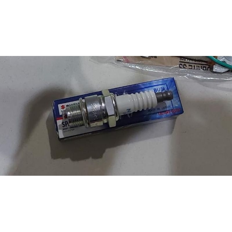 MESIN 09482-00370 SPARK PLUG BR8HS / SUZUKI 40PK 2-STOKE OUTBOARD ENGINE SPARK PLUG