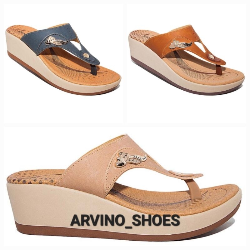 Homyped Vita N62 รองเท้าส้นเตารีดผู้หญิง