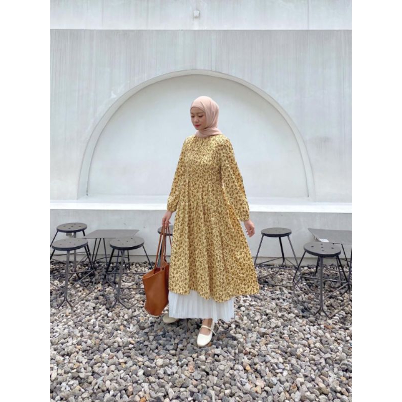 NAOMI MIDI DRESS****