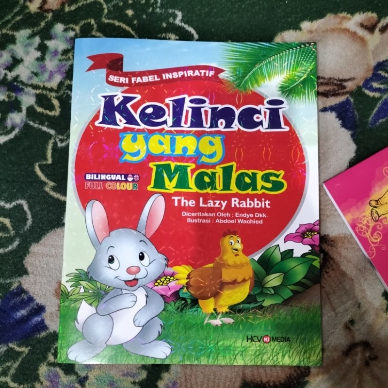 CHILDRENS STORY FABLE BOOK และ LAZY RABBIT BILINGUAL FAIRY TALES สีเต็ม