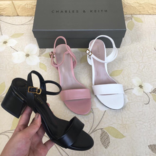 Charles &amp; keith รองเท้าส้นสูง CNK