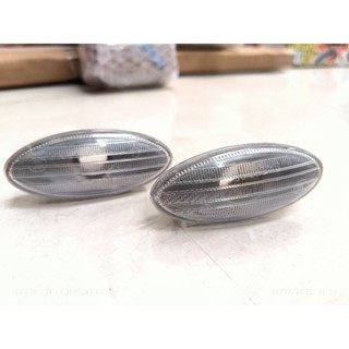 โคมไฟป้าย One Piece Of nissan grand livina juke evalia march xtrail fender oval