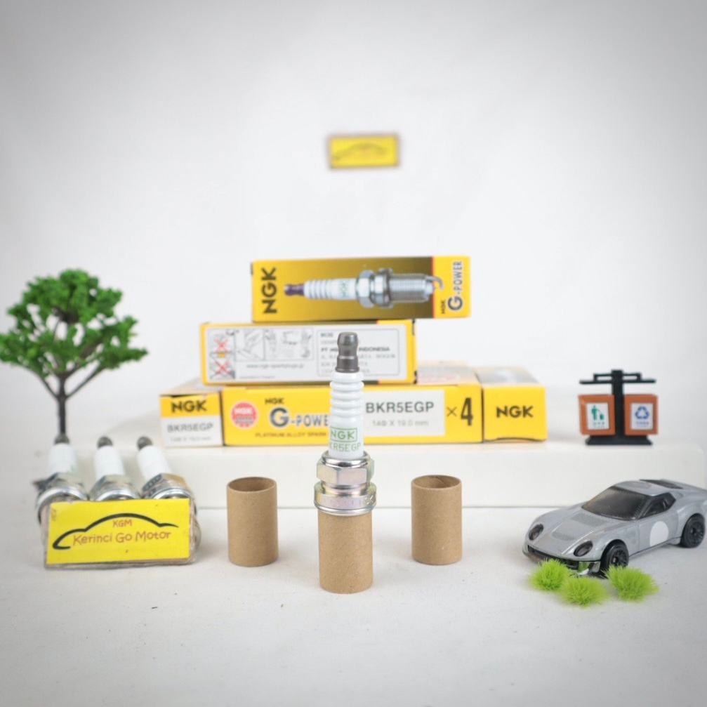 NGK G-POWER PLATINIUM BKR5EGP SPARK PLUG CARAVAN CEFIRO