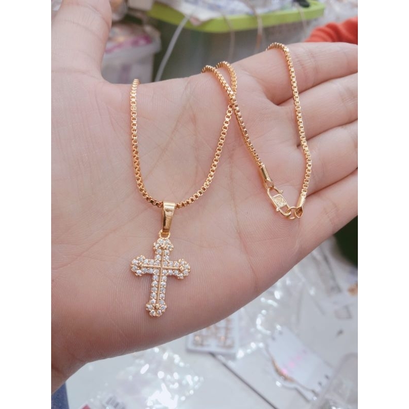 CROSS NECKLACE NECKLACE