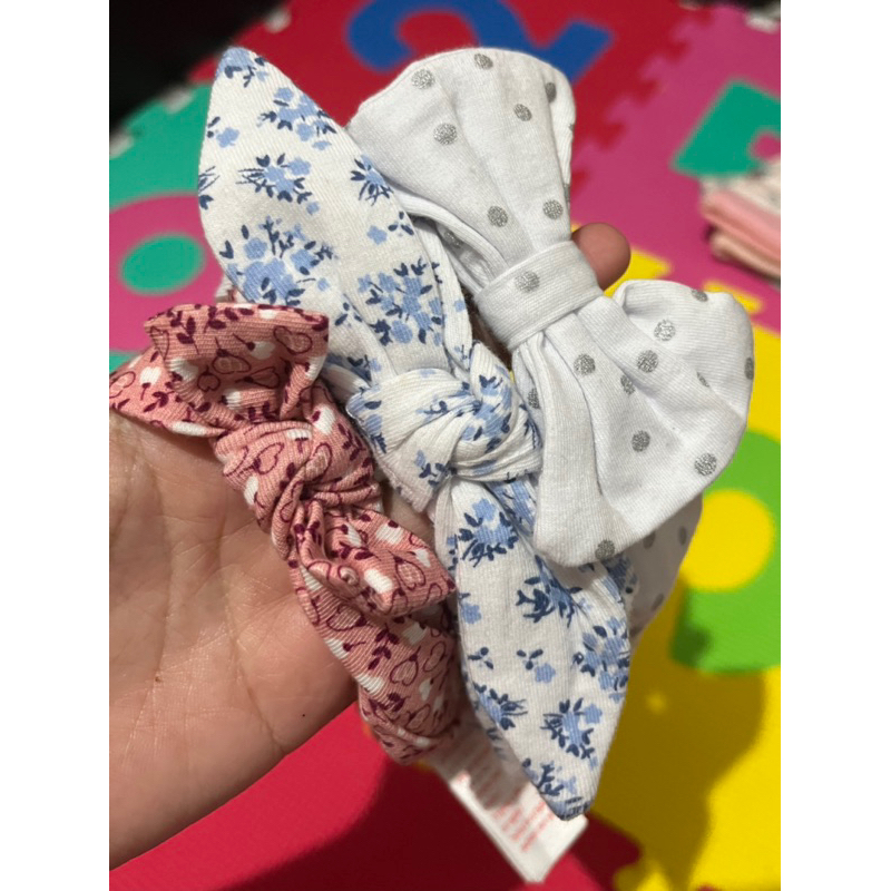 NEW branded baby Mothercare ผ้าพันคอ mudpie