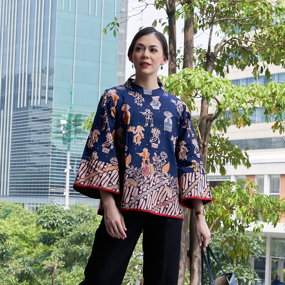 NONA RARA - Glory Betawi T2219 เสื้อเชิ้ตผ้าบาติกลําลองสมัยใหม่