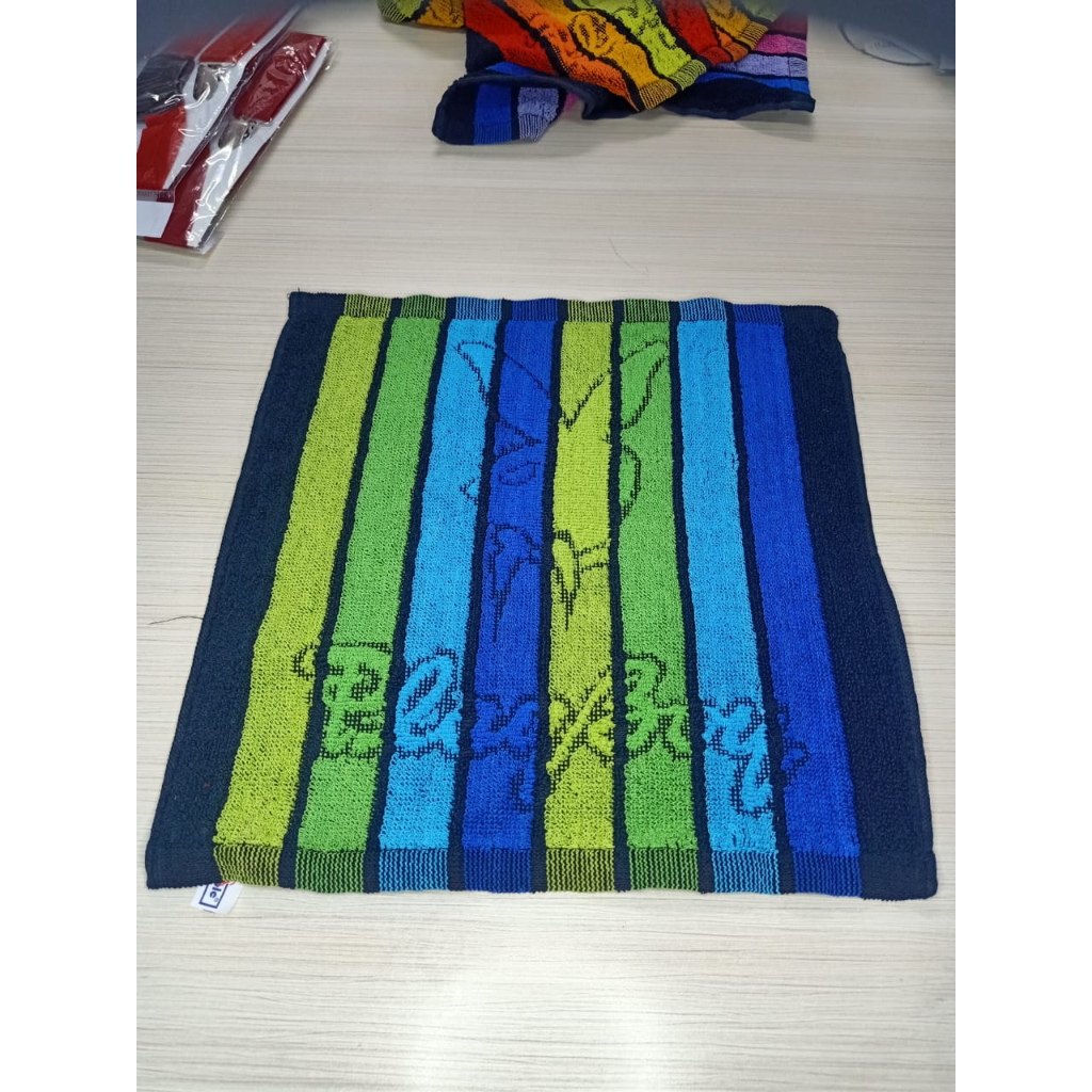 ผ้าเช็ดหน้า OLYMPIC 30 x 30 ซม. เล็ก