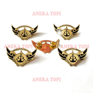 เข็มกลัด ลายโลโก้ Archipelago Maritime Academy Pin Wing Marching Band AMN - Aneka Topi สําหรับตกแต่ง