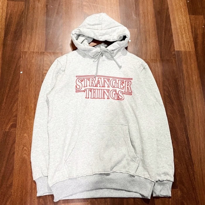 Hoodie HNM STRANGER THINGS เสื้อแจ็คเก็ตสีเทา HNM SWETER HM UNISEX ผู้ชายผู้หญิง HOODIE HNM SWEATSHI