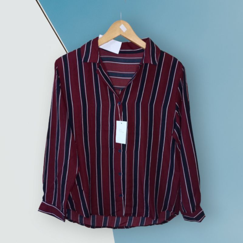 KEMEJA N1715 เสื้อเชิ้ตผ้าซาติน Zara LD 106cm, P 70cm