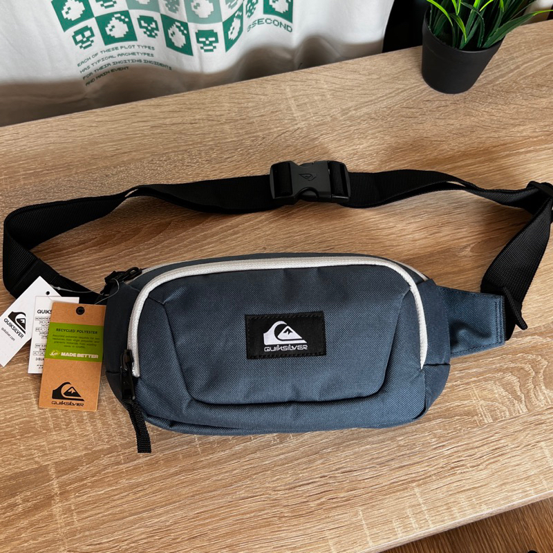 Original Quiksilver WaistBag Simple Black