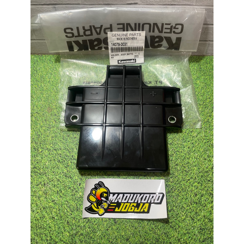 ฝาครอบแบตเตอรี่ KLX DTRACKER 150 ดั้งเดิม 14079-0031