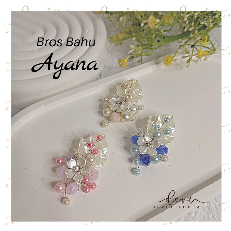 เข็มกลัดไหล่ AYANA**