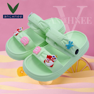 CROCS Vanchnee รองเท้าแตะแพลตฟอร์ม พื้นนิ่ม ลายพราง กันลื่น ใส่สบาย สําหรับเด็กผู้หญิง เหมาะกับการเล่นกีฬา