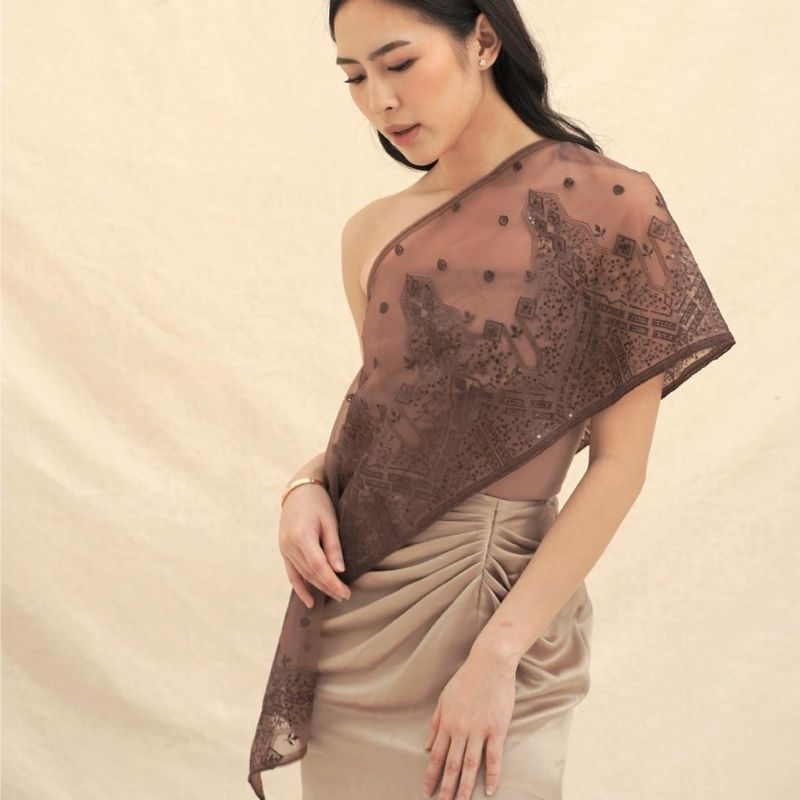 Etoille // Hosta top สีน้ําตาล