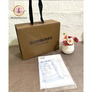 Burberry กล่องแม่เหล็ก สําหรับใส่ของขวัญ