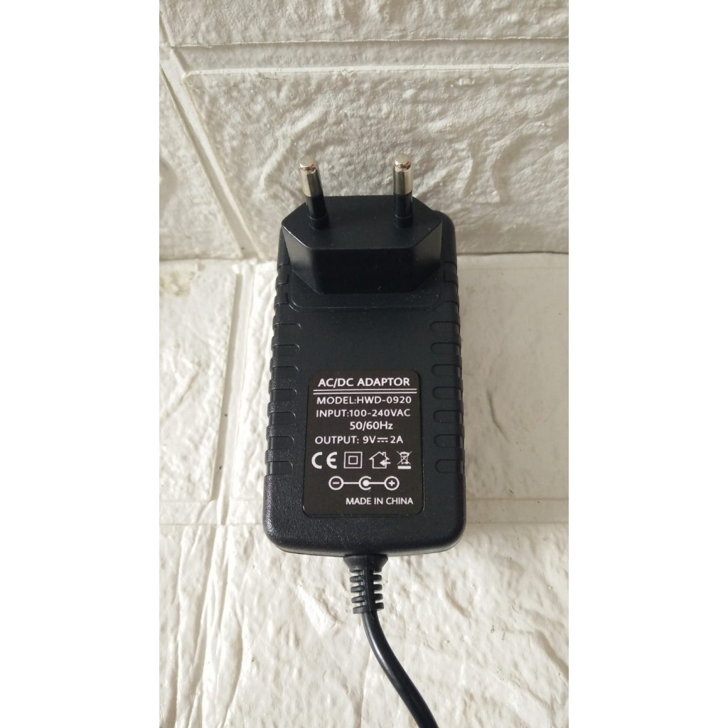 AC DC ADAPTER 9V 2A รุ่น HWD-0920