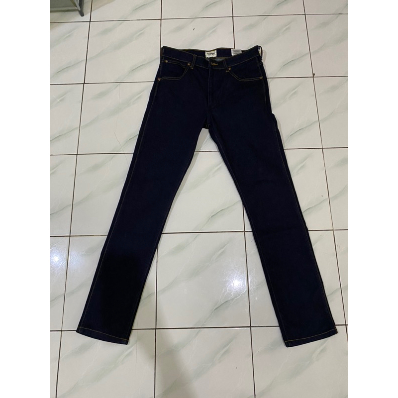 กางเกงยีนส์ Wrangler 11MWZ ของแท้ (PRELOVED)