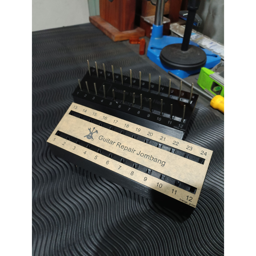 Fret Holder 24 Fret Custom Logo ความยาว 210 มม