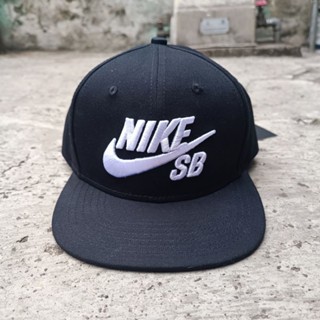 Nike sb หมวกสแน็ปแบ็ค สีดํา