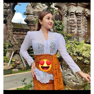 Kartini เย็บปักถักร้อย kebaya