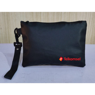 Telkomsel กระเป๋าคลัทช์ หนังสังเคราะห์ ลายโลโก้ TELKOMSEL สําหรับผู้หญิง