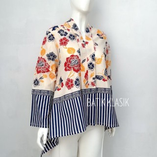 Kartika Flora เสื้อผ้าบาติก