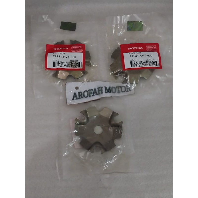 22131KVY900 Roller Pusher (Plate Ramp) – BeAT และ Spacy