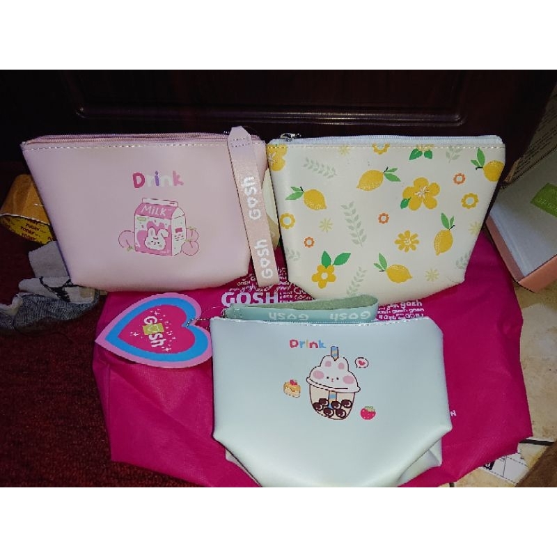 กระเป๋าถือ Gosh*****