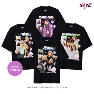 พร้อมส่ง] เสื้อยืด พิมพ์ลาย Twice Photoshoot ver | Nayeon | Tzuyu | Jihyo | Dahyun | สนาม | Mina | เสื้อยืด Once | เสื้อยืด พิมพ์ลาย Kpop by sayzco