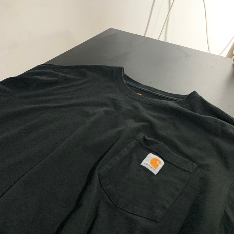 [Carhartt] เสื้อยืดกระเป๋า K87BLK