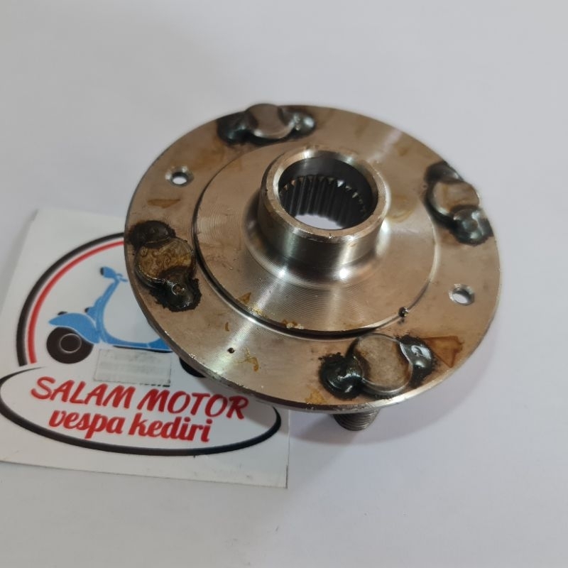ดุมล้อหลัง vespa vbb vnb bajaj ล้อเกลียว vbb kongo