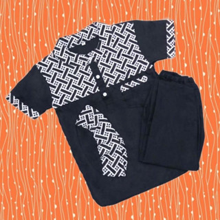 ขนาด เสื้อเด็กอายุ 2 - 10 ปีชุดบาติกเด็กกับ โบนัส เพซี่ // ล…