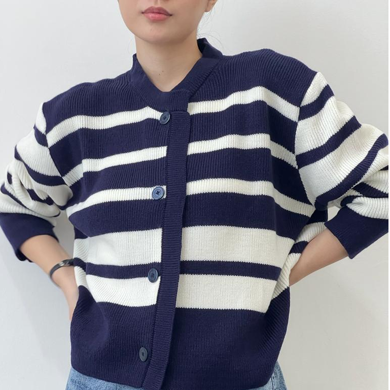 ZOE KNIT CARDIGAN -*