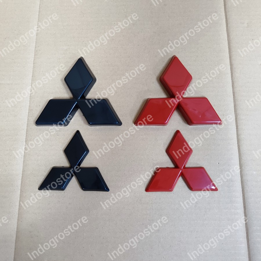 ฝาครอบโลโก้ DIAMOND TRIANGLE 1 ชุด MITSUBISHI XPANDER 2016-2023