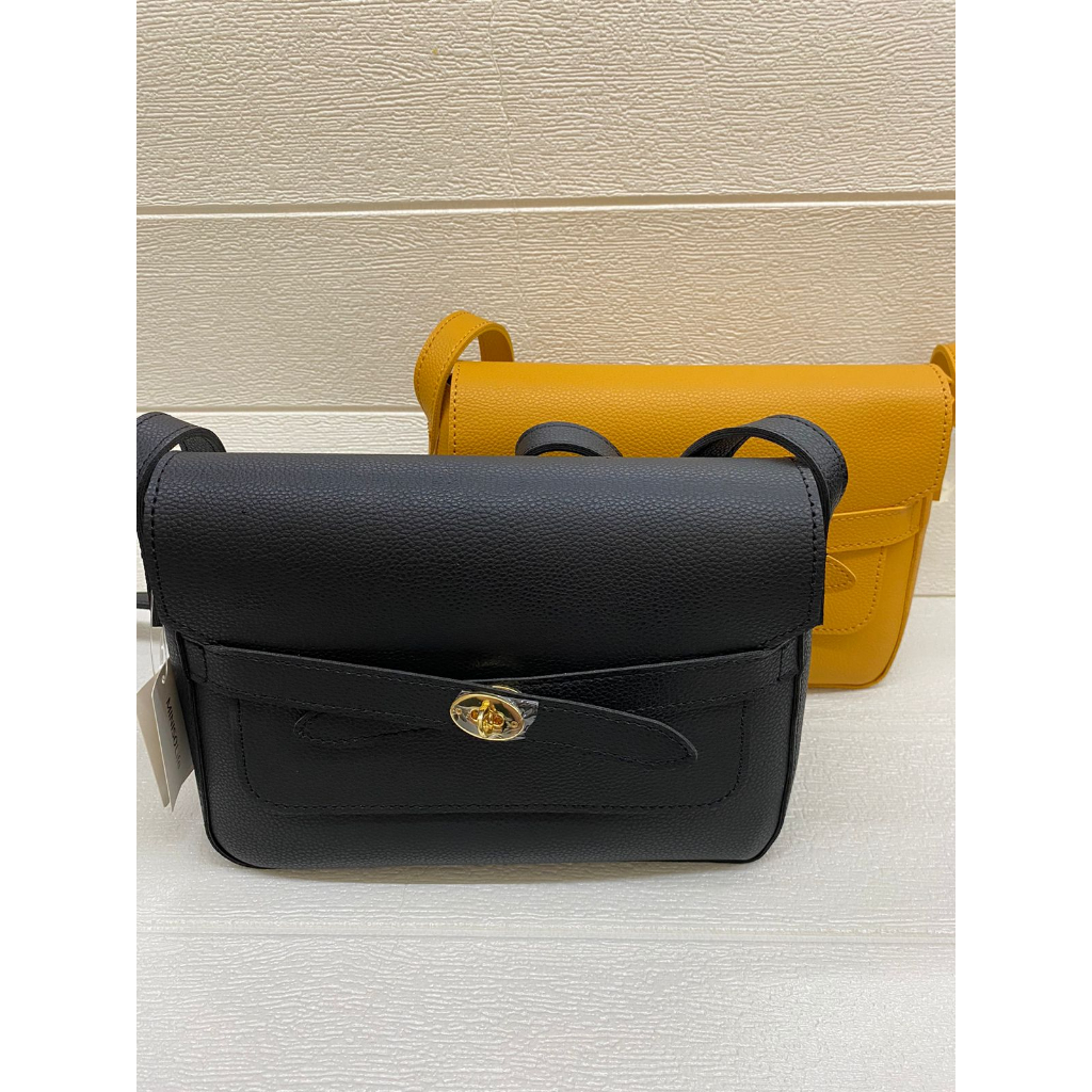 กระเป๋าสะพายข้าง Miniso ของแท้