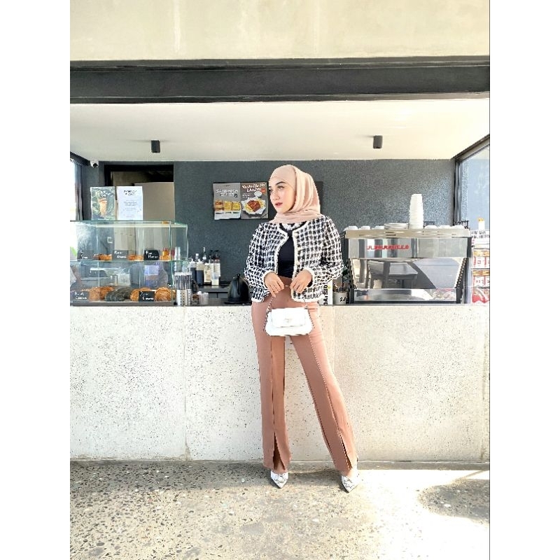 AT658 Queenstreet / Z4r* Crop Blazer Tweed / Casual Luxury Premium / Womens Blazer Top / วัสดุผ้าทวี