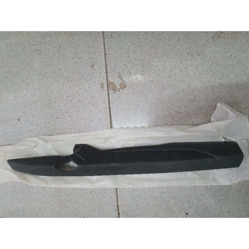 ฝาครอบโซ่พลาสติก REVO ABSOLUTE AICHI