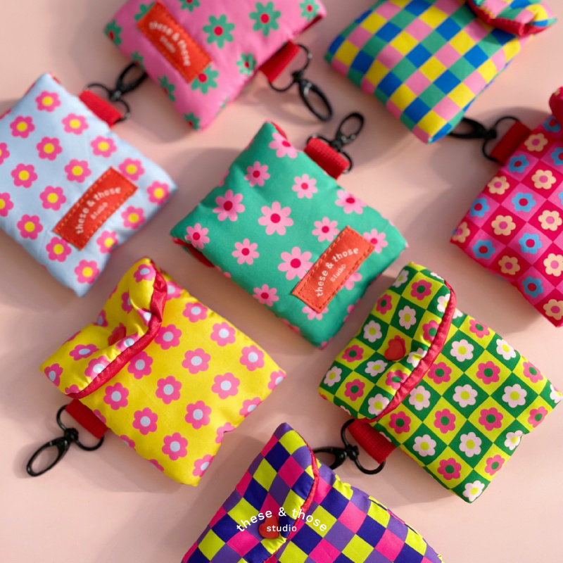 THESETHOSE - Mini Puffy Pouch - กระเป๋าห้อยใบเล็ก