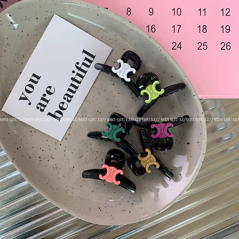 Caliloops กิ๊บติดผมหน้าม้าขนาดเล็กเกาหลีสําหรับผู้หญิงผู้ใหญ่ Reddit