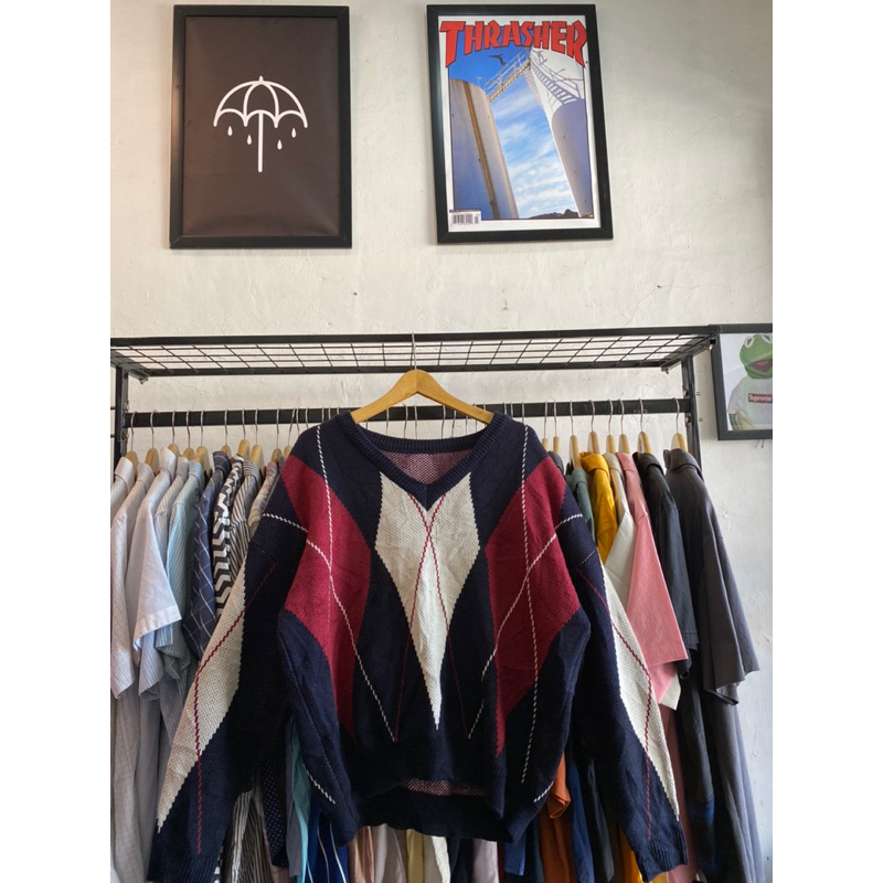 UNKNOWN - KNITWEAR**